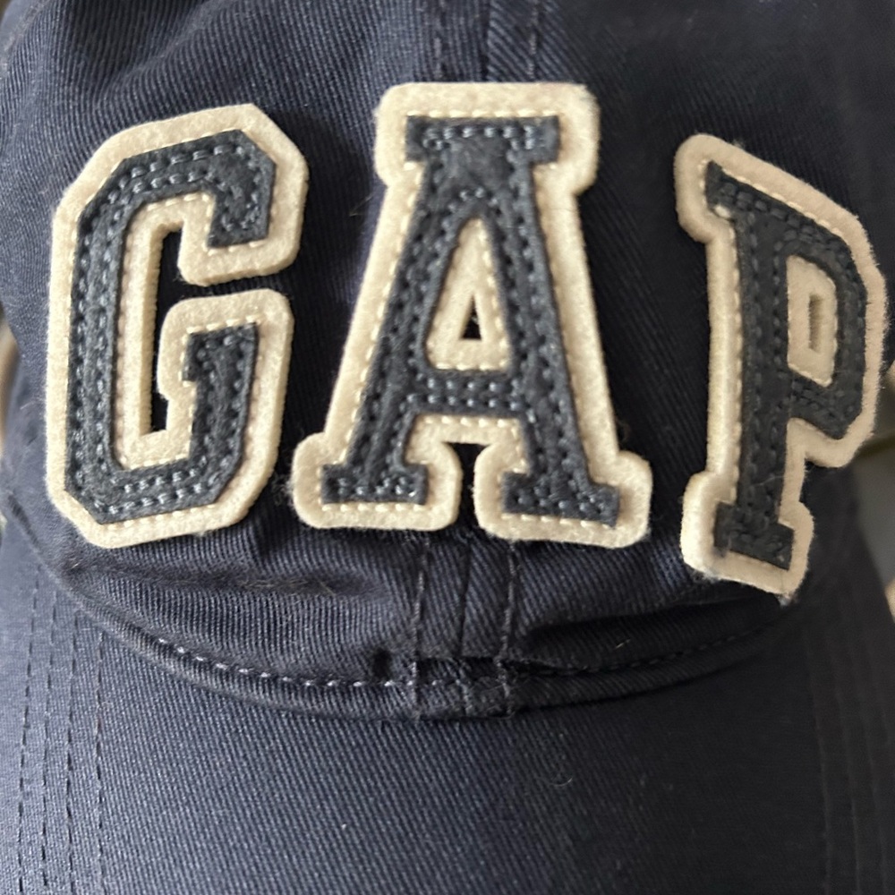 Gap ball cap excellent condition one size